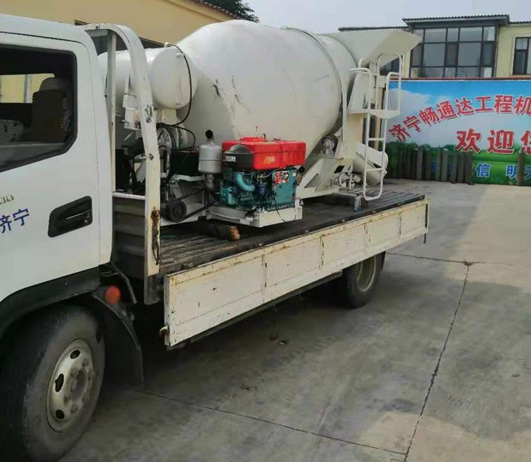 买一送一，买搅拌罐送单缸发动机