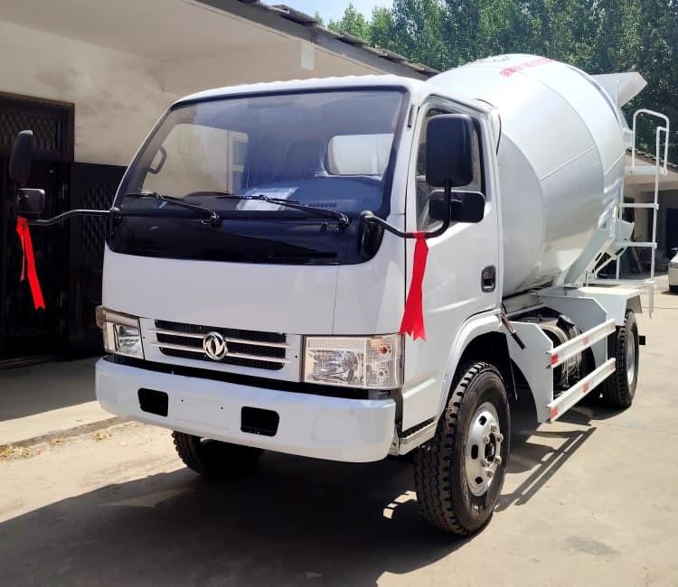 多利卡搅拌车3-4方