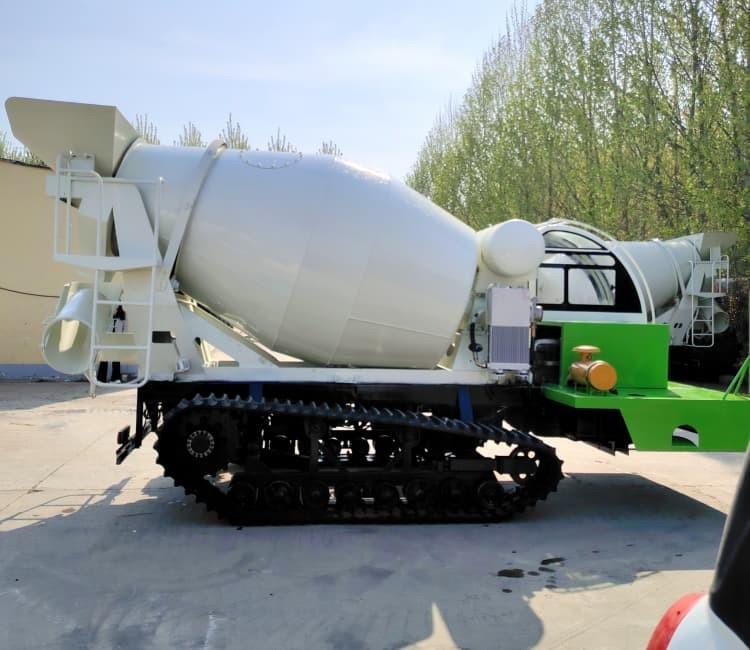 履带搅拌车2-3方