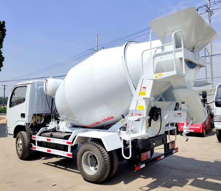 多利卡搅拌车3-4方