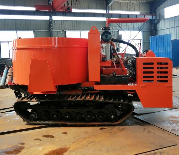 履带平口搅拌车1-3方